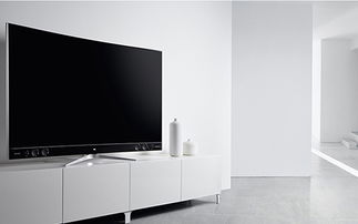 TCL发布高端副品牌XESS创逸，引领电视市场新变革